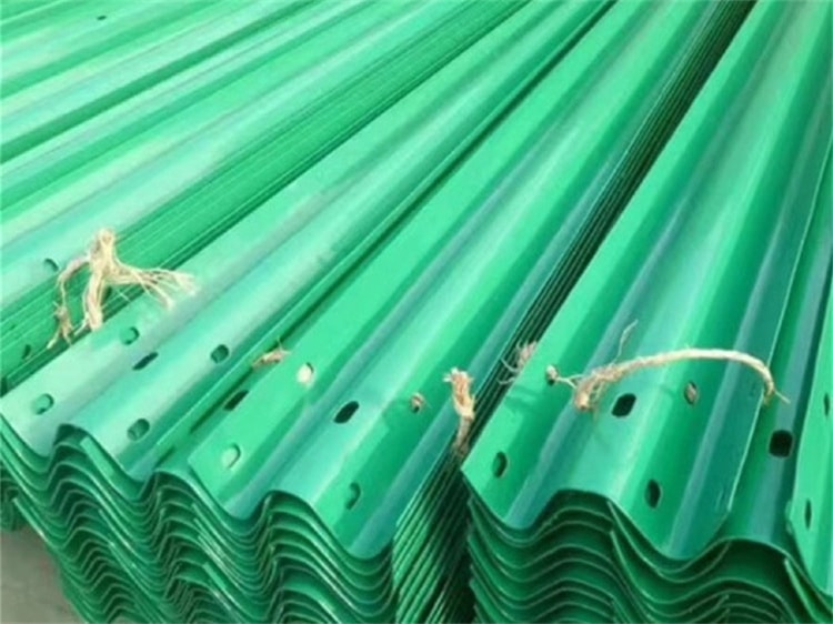 波形護(hù)欄板