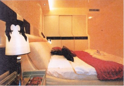 臥室睡眠區宜遠離窗口