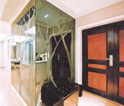 玄關的墻面不宜太過華麗煩瑣